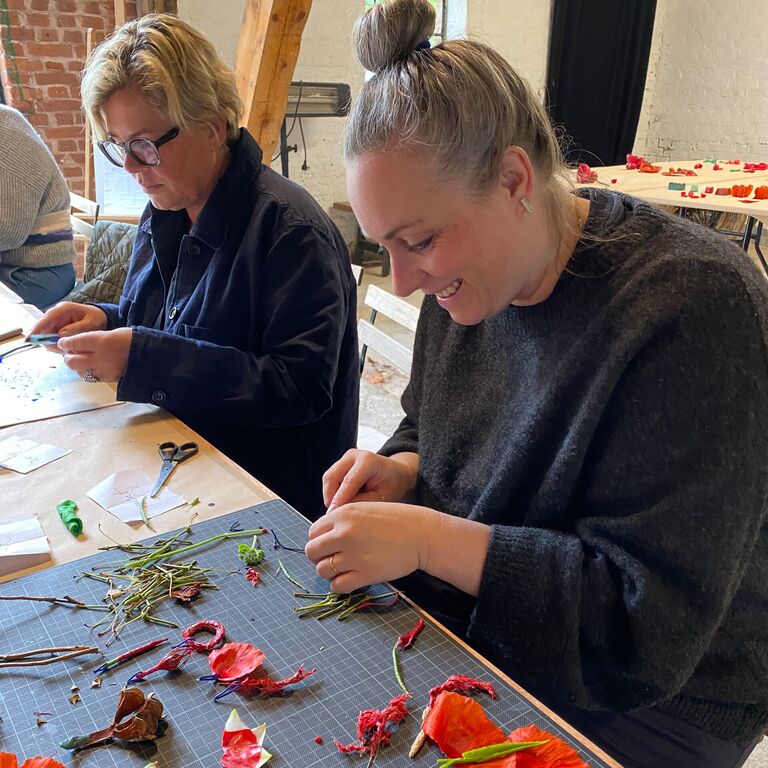 Workshop Schmuck aus Wachs für Bronzeguss mit Gabi Veit