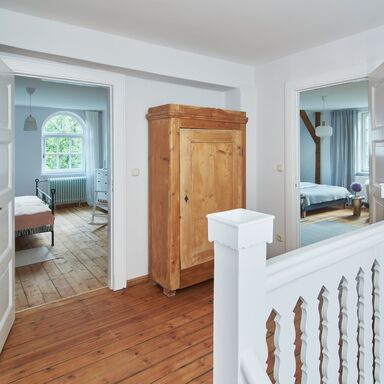 Flur oben Atelierhaus Flur oben Atelierhaus