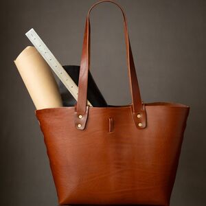 Shopper Ledertasche von Astrid Jansen © doschfotografie